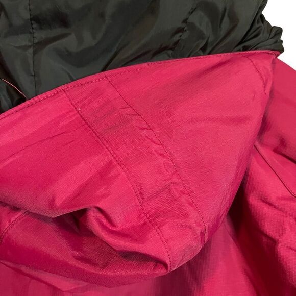 L.L. Bean ski jacket. Size large - Picture 13 of 13